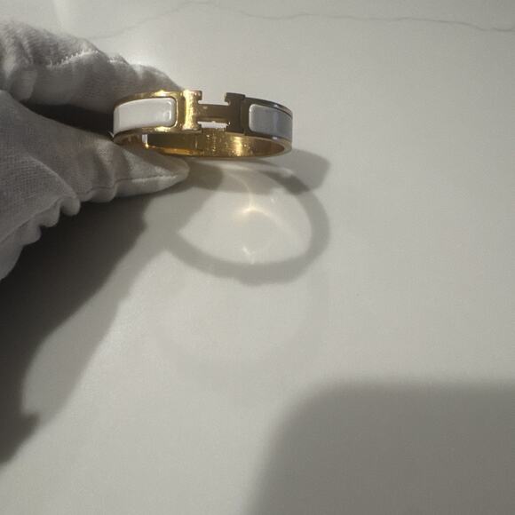 Hermès Clic H Bracelet PM White Enamel – 18k Gold Plated READ - Picture 16 of 16